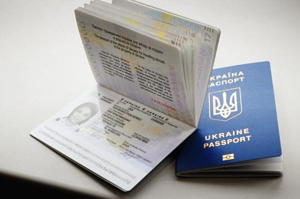 На Львовщине бум на биометрические паспорта