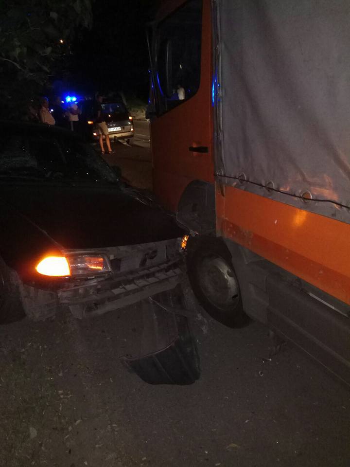 ДТП, Кульпарковская, сбил людей, тротуар, такси