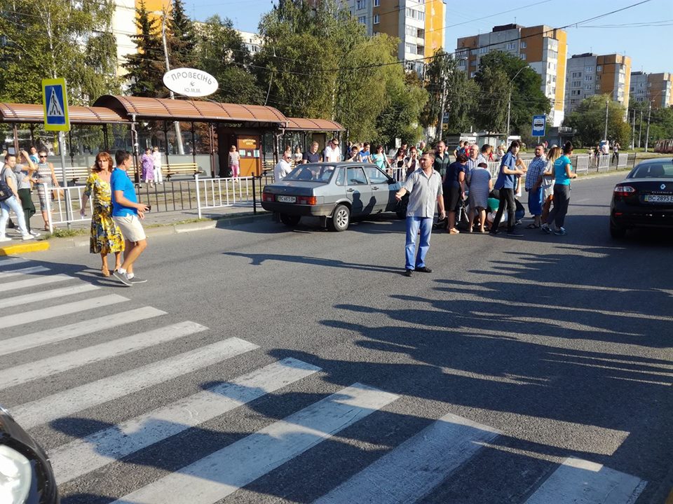 У Львові на пішохідному переході збили дитину (оновлено)