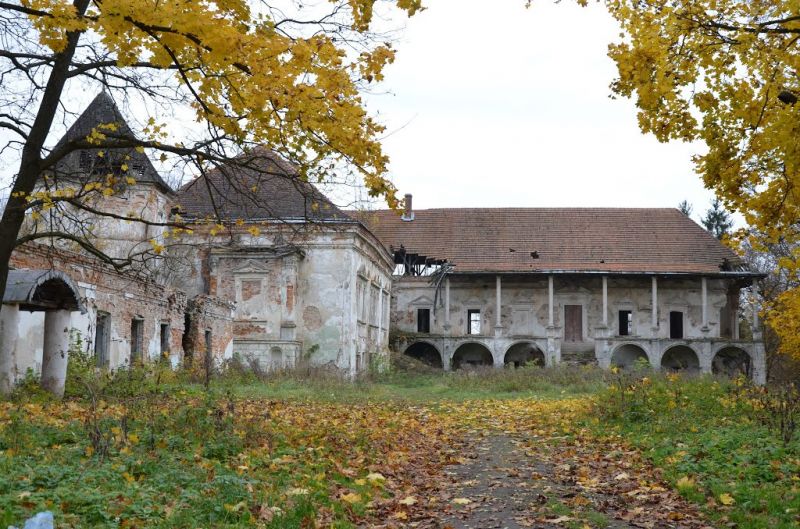 На Львівщині відреставрують старовинний замок