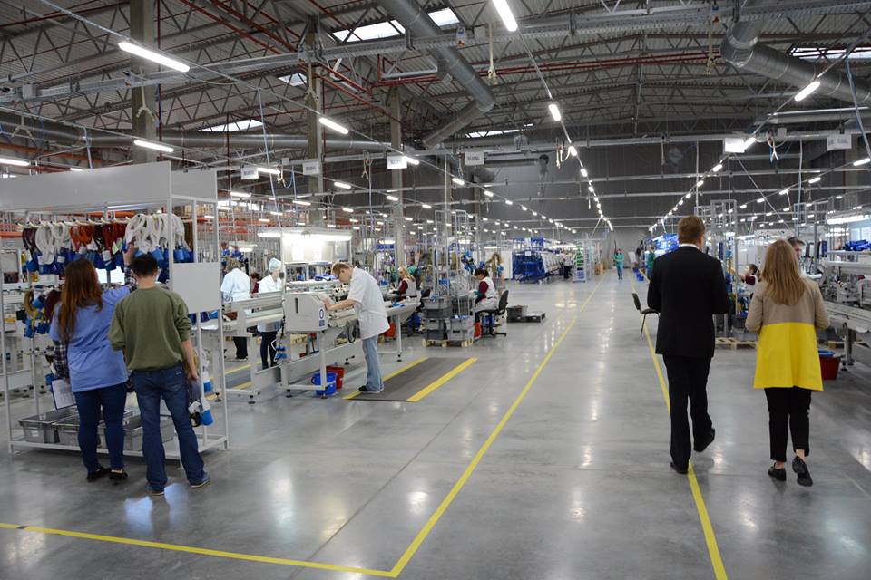 Fujikura планує відкрити на Львівщині новий завод