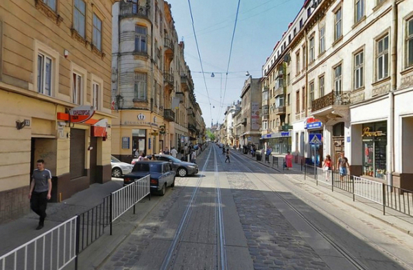 Велосипедисты Львова просят разрешить проезд по улице Дорошенко