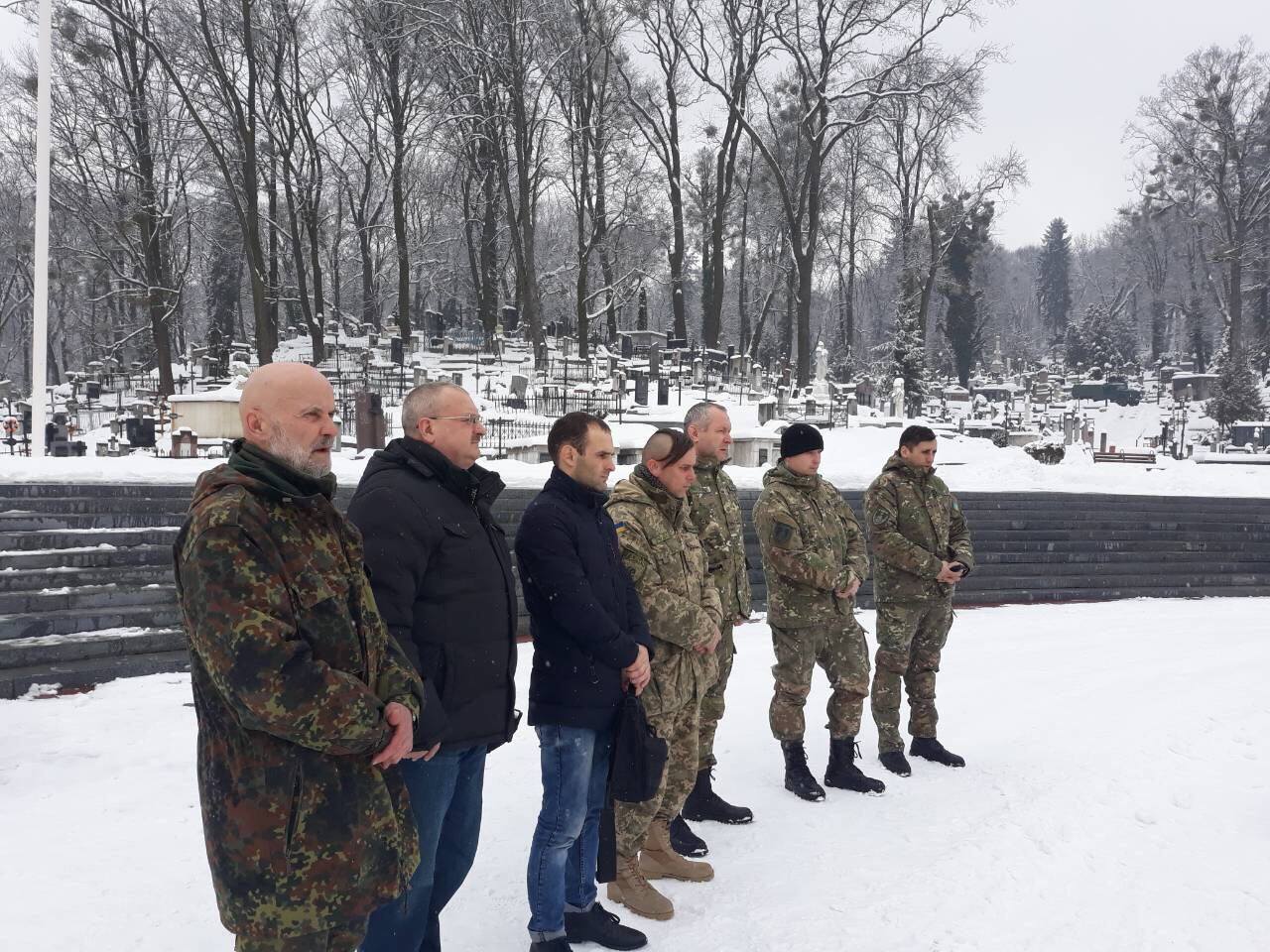 Во Львове почтили память погибших полицейских