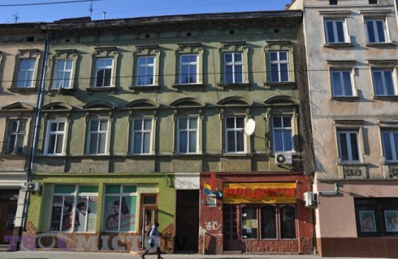 У Львові  боротимуться із клаптиковим фарбуванням будинків