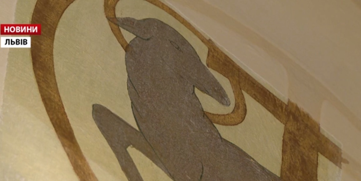 В туалетах Львовского органного зала обнаружили уникальные фрески