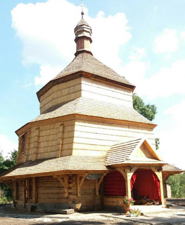 На Львівщині реставрували унікальну церкву