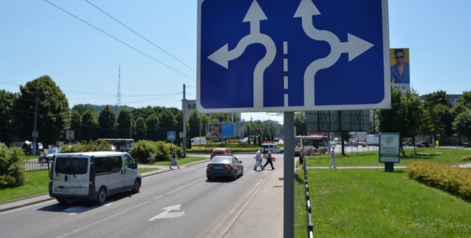 На двох кільцевих перехрестях Львова може змінитися організація руху (візуалізація)