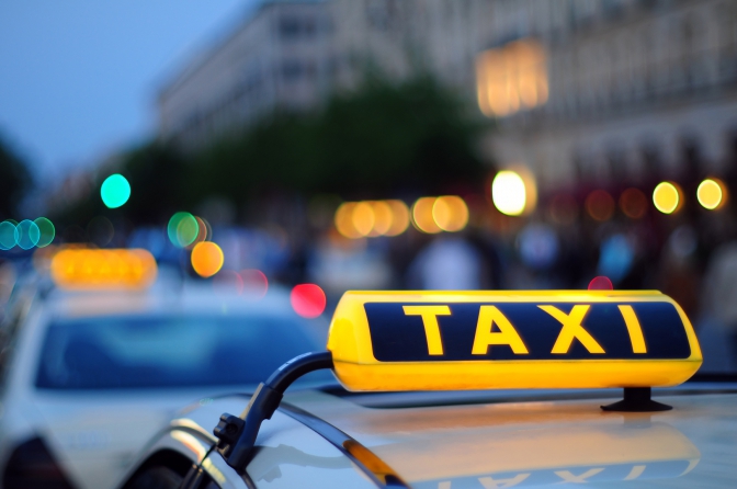Во Львове судили таксиста Uber