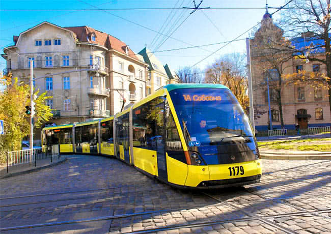 Львов планирует приобрести пятисекционные трамваи