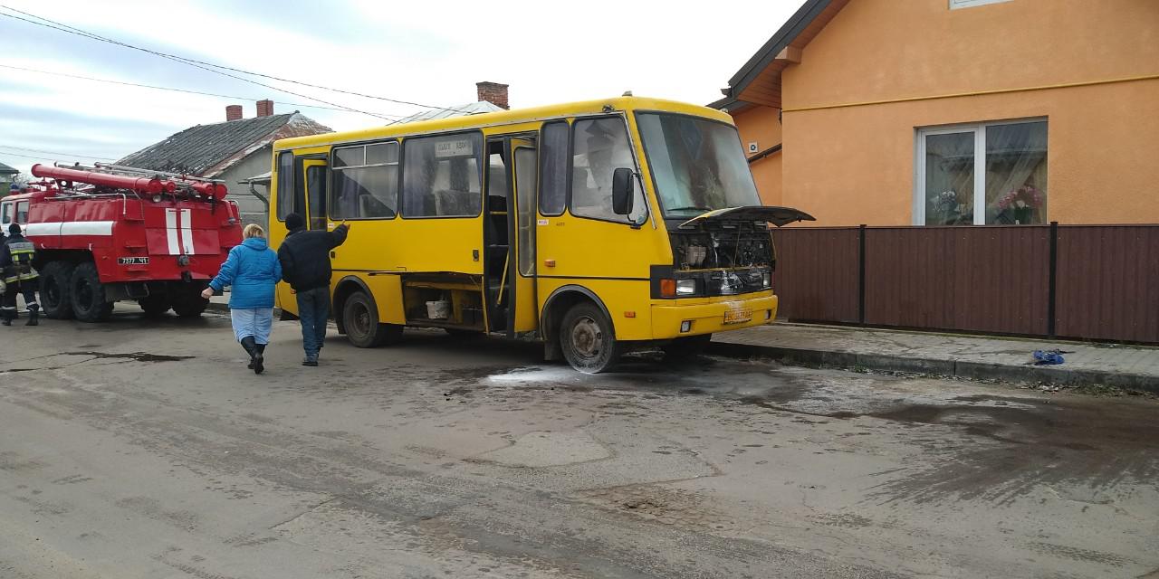 На Львовщине горел автобус