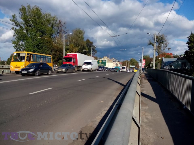 Стало відомо, коли завершать ремонт шляхопроводу на Городоцькій