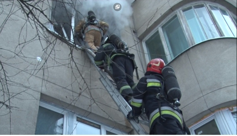 У Львові на пожежі загинула 47-річна жінка