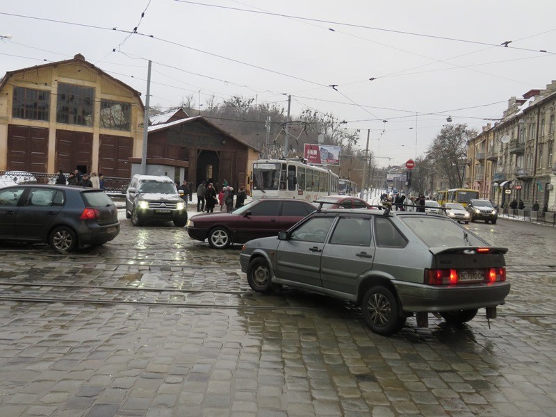 Во Львове планируют реконструировать один из самых сложных перекрестков