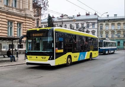 На львівському електротранспорті допрацювали ліврею (фото)