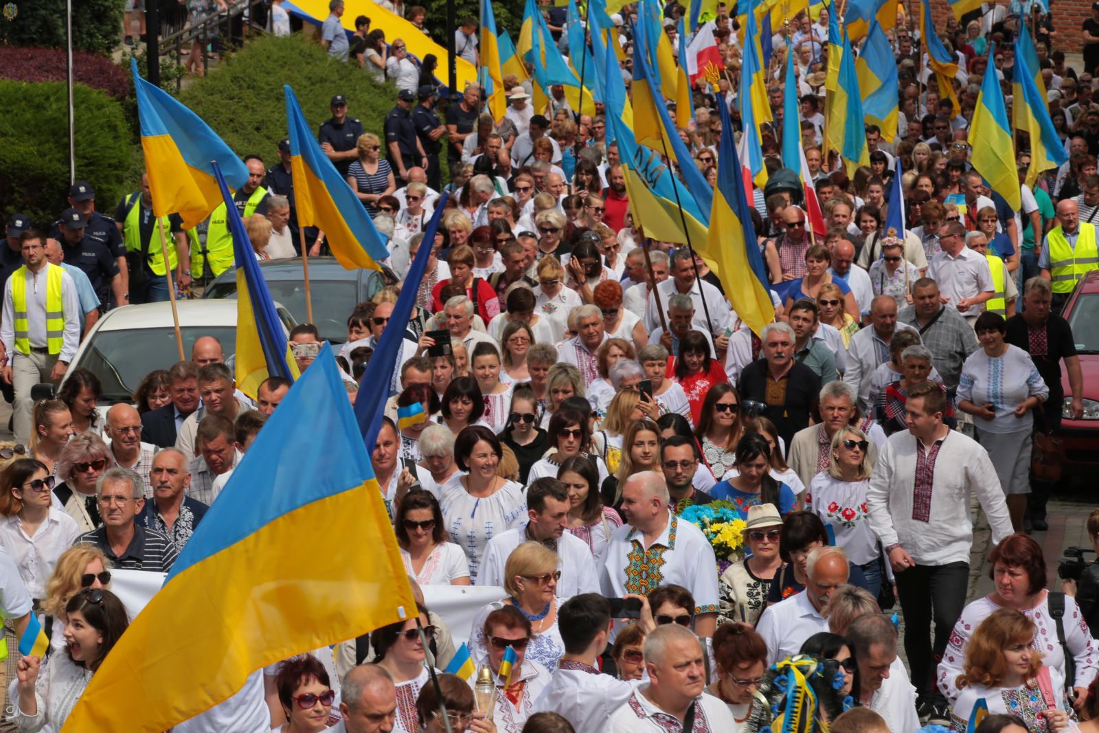 Львів'яни пройшли ходою на честь загиблих воїнів (фото)