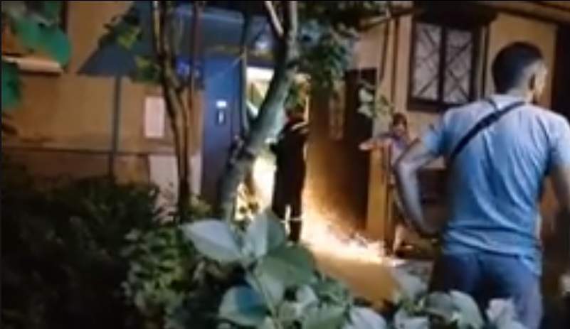 У Львові загорівся підвал житлового будинку (відео)