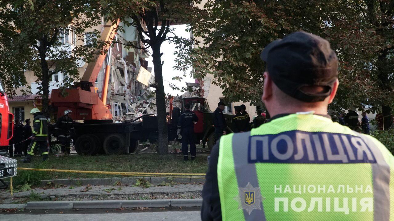 Поліція не виключає, що обвал будинку у Дрогобичі стався через втручання у конструкції