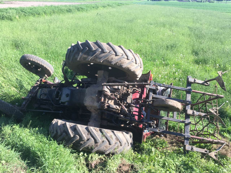 У Східниці перекинувся трактор, водій загинув