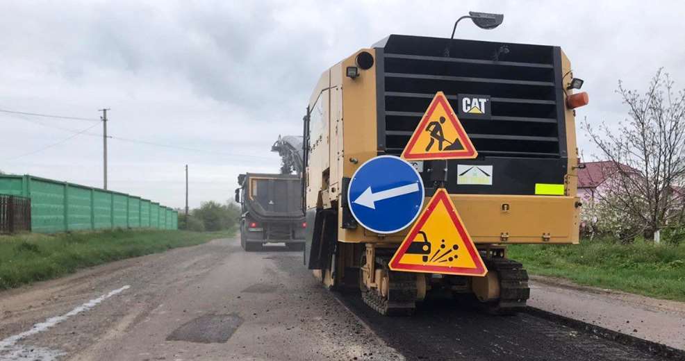 На Червоноградщині ремонтують ділянки дороги Сокаль-Стоянів