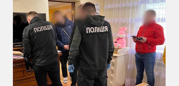 У Львові правоохоронці викрили злочинну організацію, учасники якої привласнили близько 6 млн гривень за допомогою фішингу