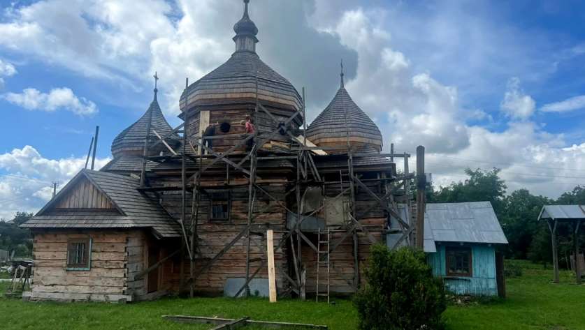 У Заболотцях реставрують дерев’яну церкву собору Пресвятої Богородиці
