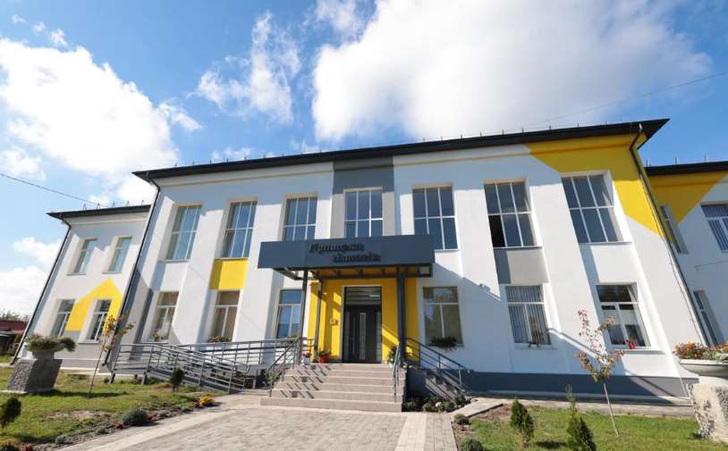У Гірнику на Червоноградщині триває реконструкція школи