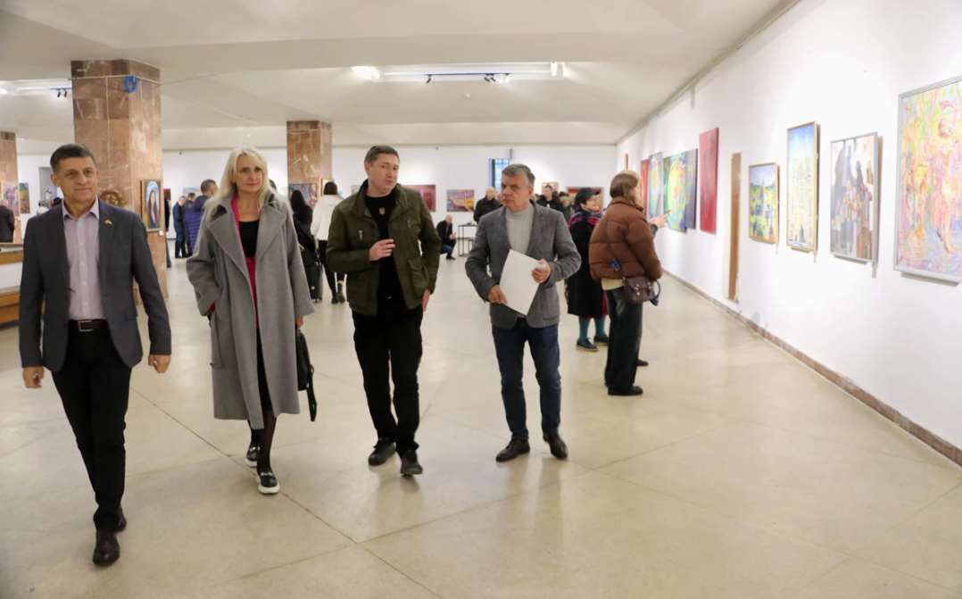 У Львівському палаці мистецтв відкрили Міжнародну мистецьку виставку – осінній салон «Високий Замок»