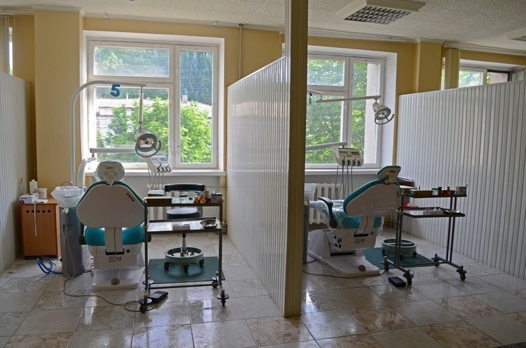 У Львові об'єднають дві стоматологічні поліклініки