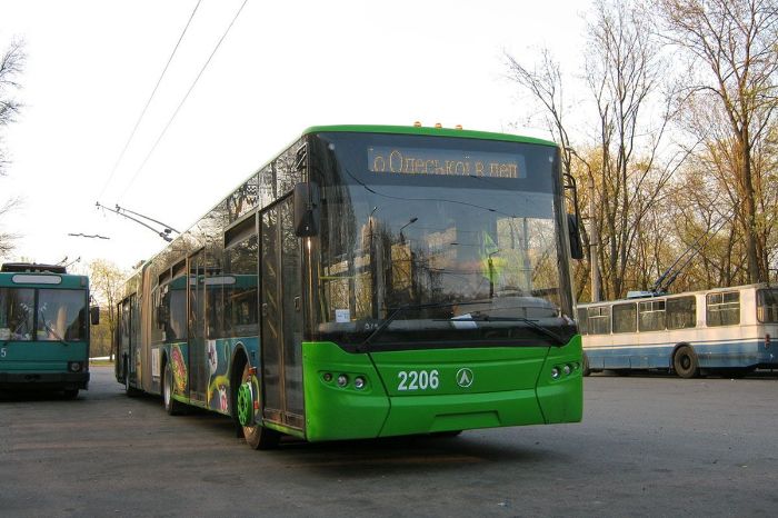 У Львові зранку зупинилися тролейбуси