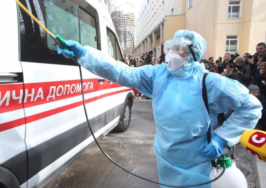У Львові на COVID-19 протестували понад 2800 медичних працівників
