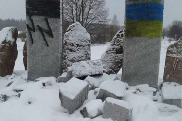 Українці і поляки вшанують пам'ять загиблих у Гуті Пеняцькій