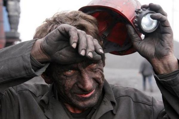 Шахтерам полностью выплатили зарплату за декабрь