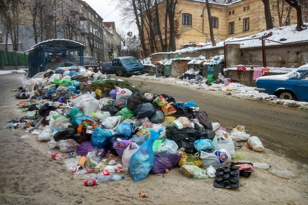 В каких районах Львова больше всего мусора