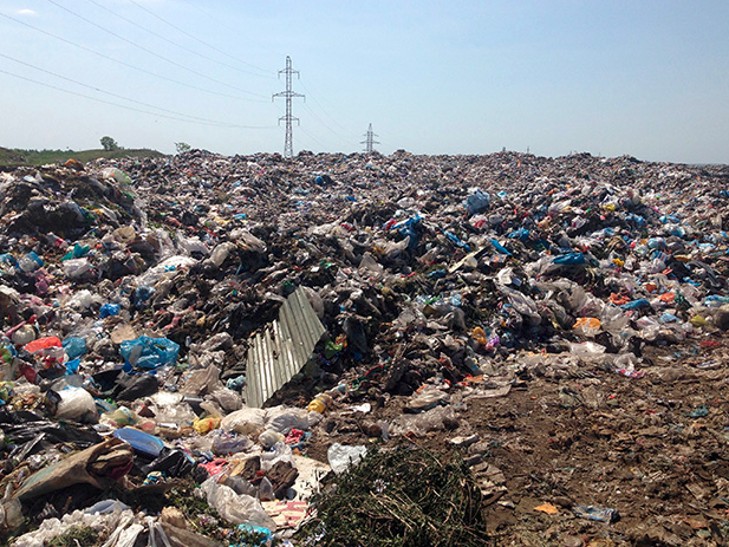 Львівське сміття знайшли на Тернопільщині