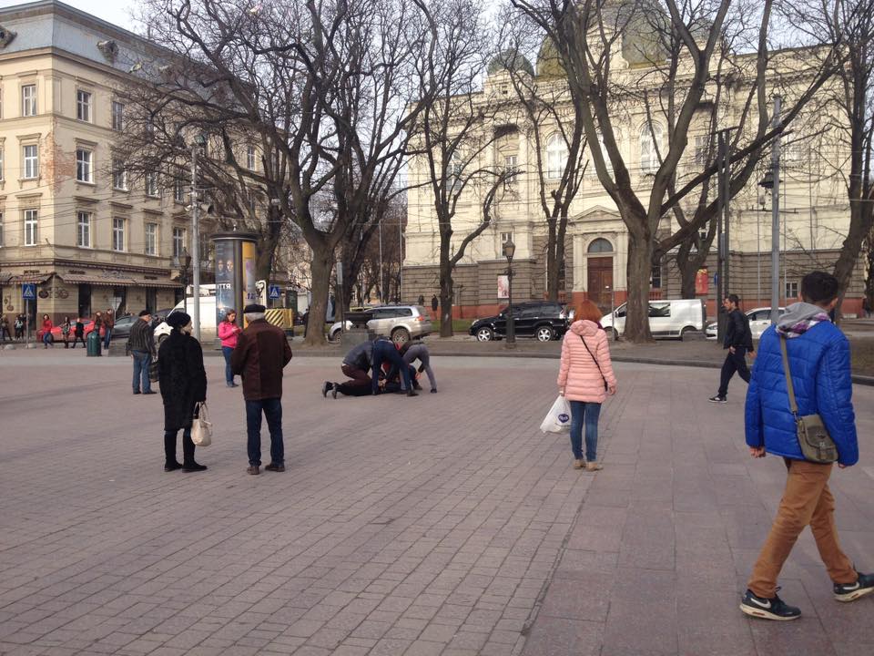 В центре Львова стреляли