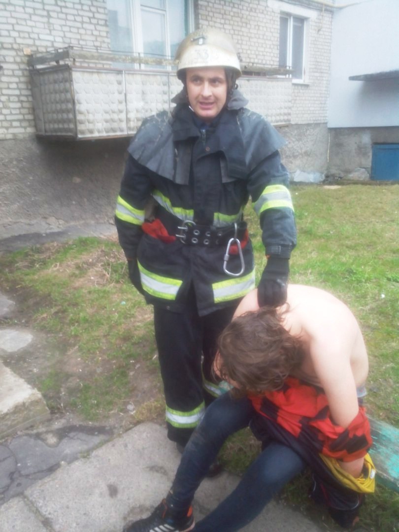 У Червонограді на пожежі врятували двох братів