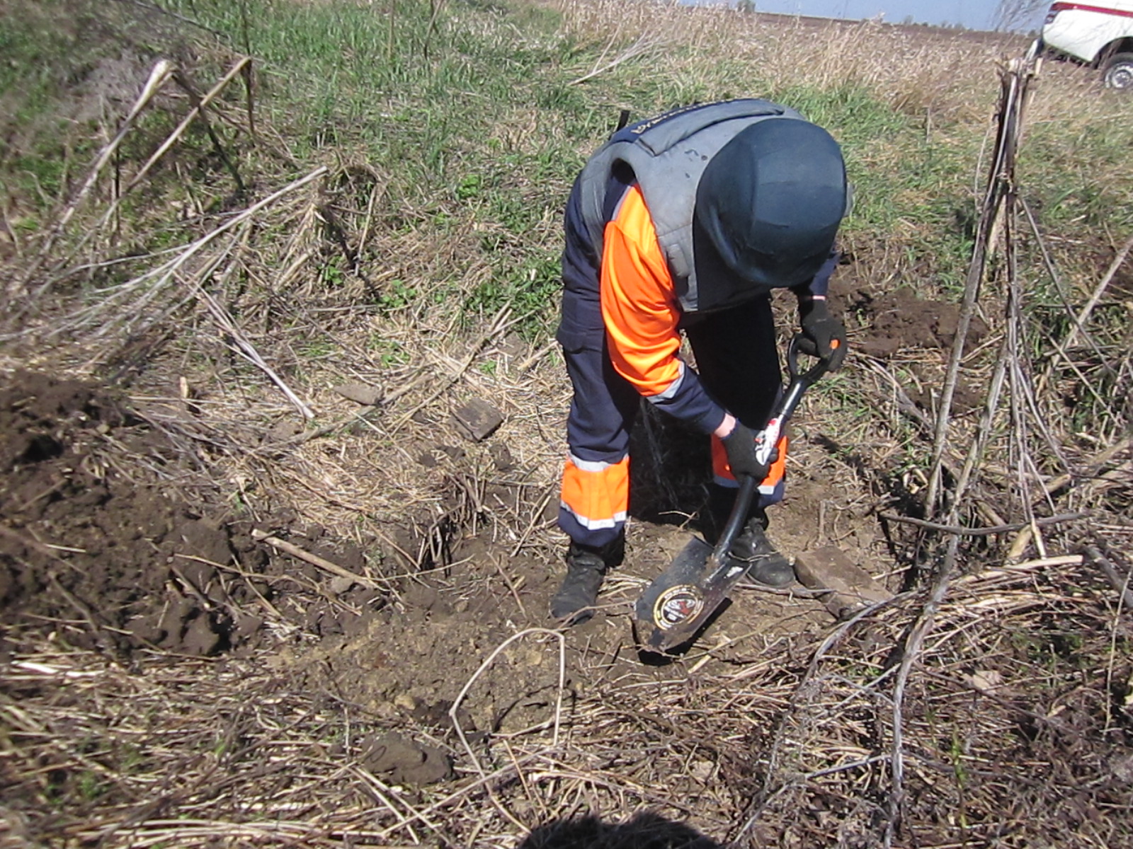 В Бугском районе обнаружена противотанковая мина