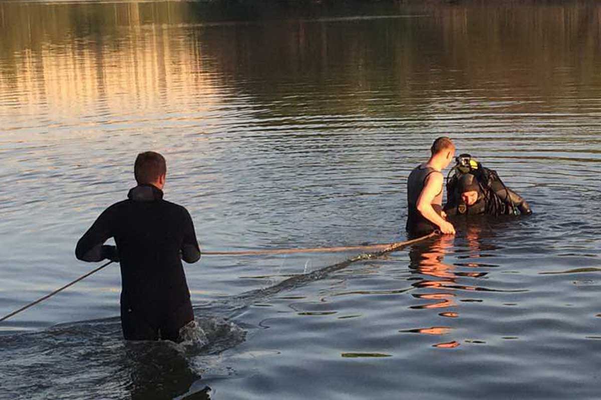 Водолази віднайшли тіло чоловіка, що зник на озері біля Трускавця