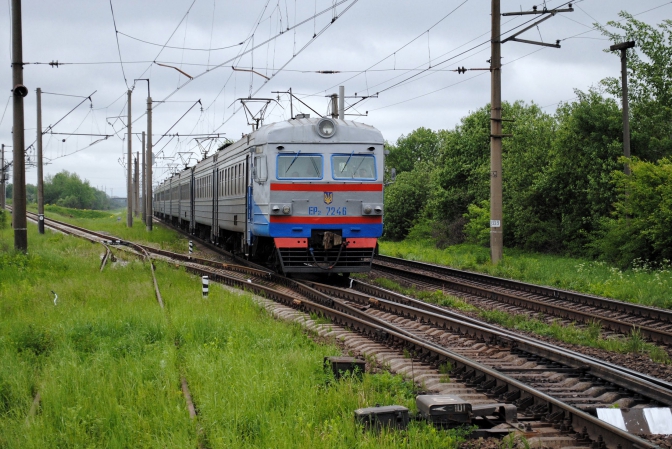 Електричкою Сянки-Львів чоловікові відрізало ноги