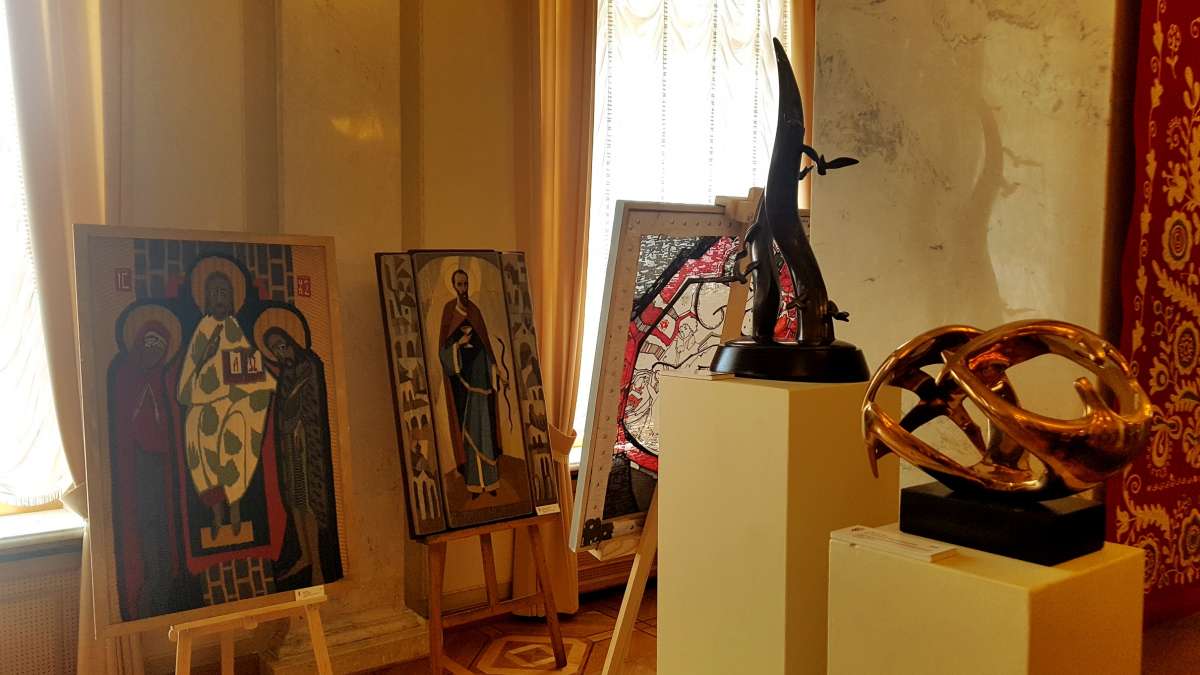 Львовские художники показали свои работы в Верховной Раде