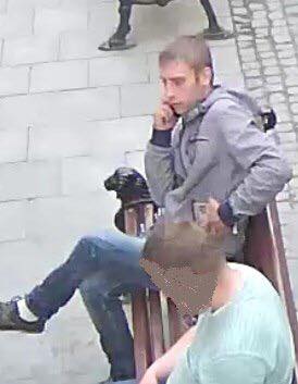Полиция разыскивает ребят, которые крали кошельки в центре Львова
