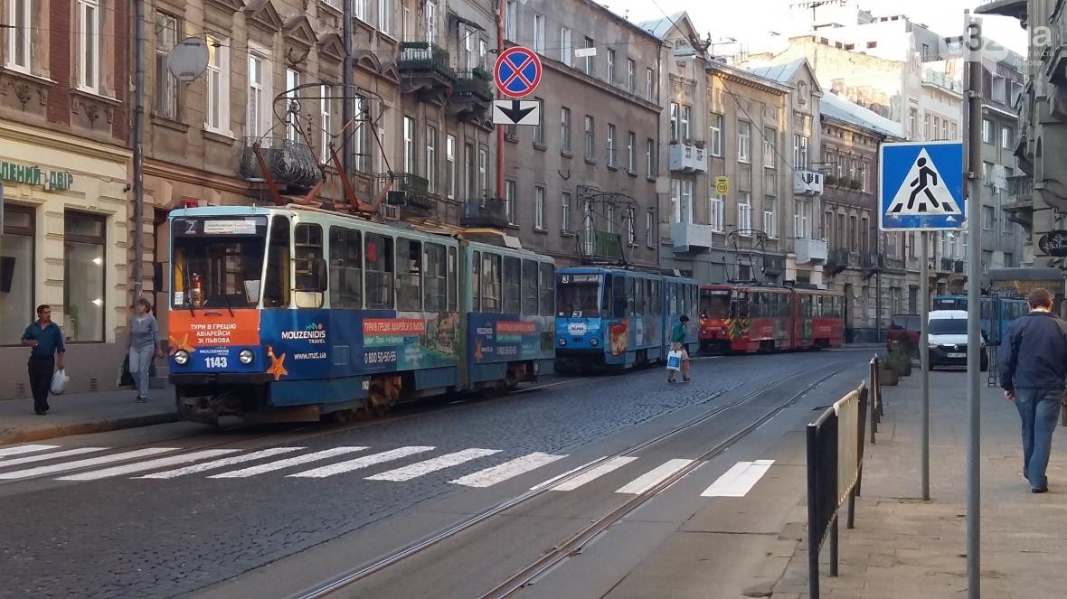 Во Львове опять стоят трамваи