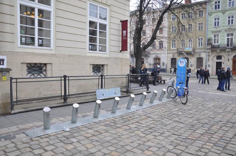 Станції велопрокату у центрі Львова змінили адресу