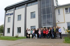 Львовским школьникам организовывают экскурсии на заводы
