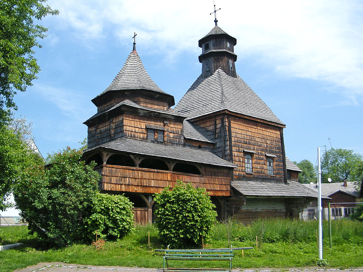 На Львівщині відреставрують старовинні храми