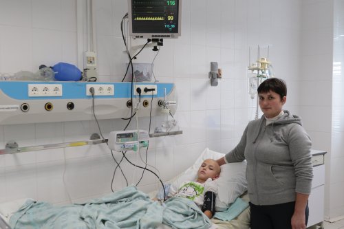 Во Львове хирурги провели уникальную операцию онкобольному мальчику