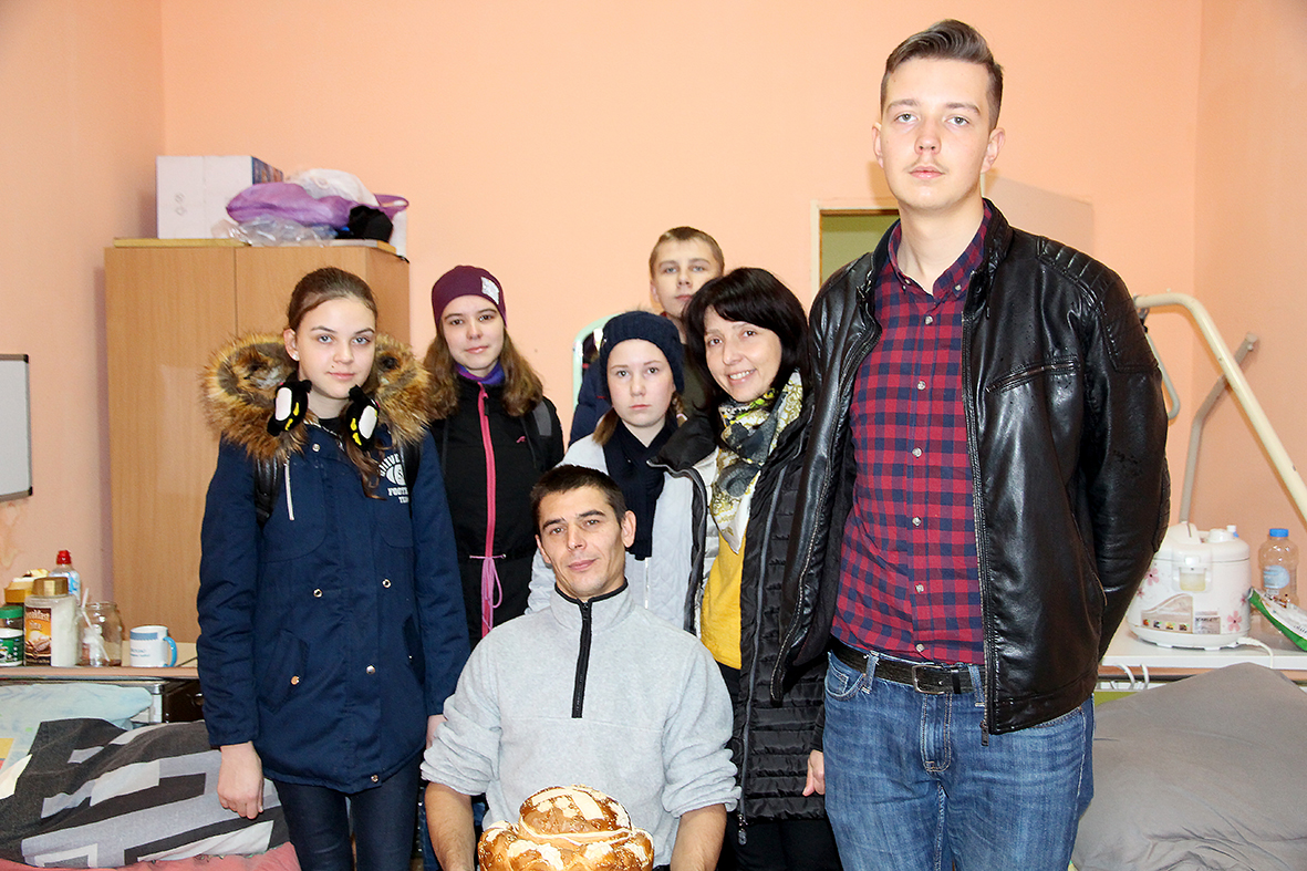Львівські школярі зібрали кошти на лікування бійця