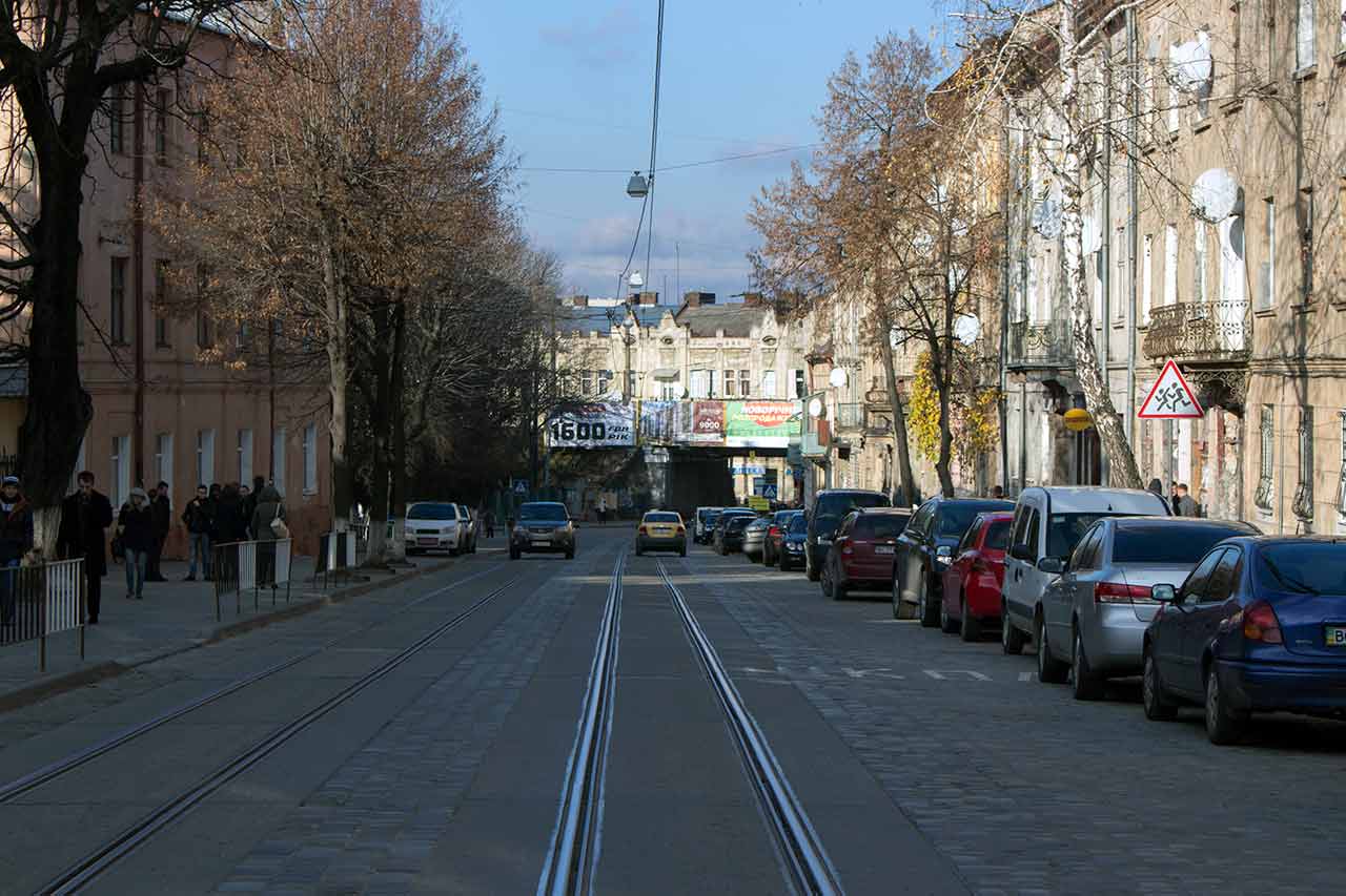 Вулицю Замарстинівську закривають на ремонт: як ходитимуть трамваї