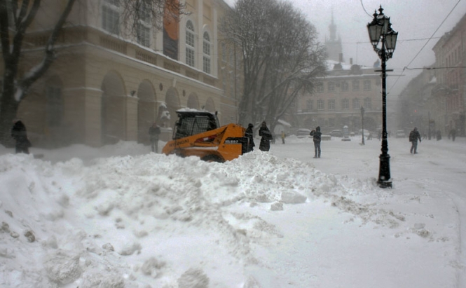 Стало известно, какие районы Львовщины больше всего пострадали от снегопада