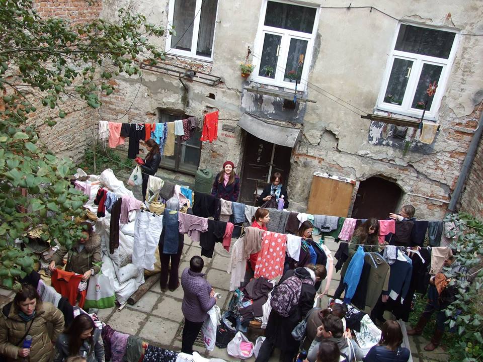 Во Львове состоится акция по обмену одеждой и вещами